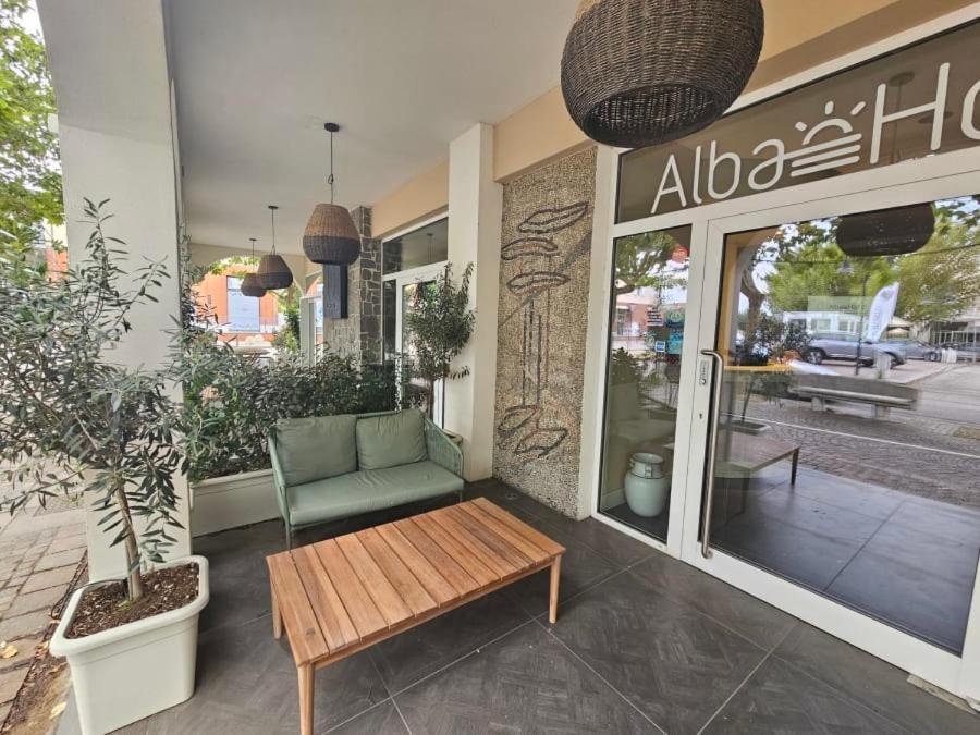 Alba Hotel 3*